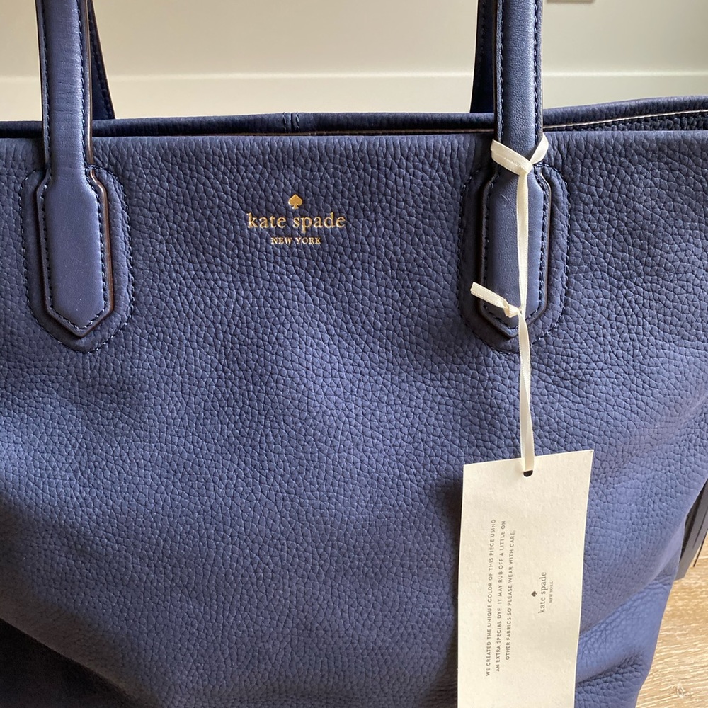 ⚜️Kate Spade Pebbled Leather Tote